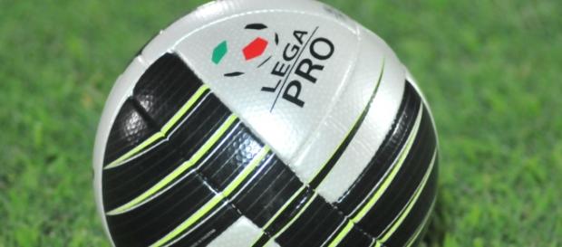 Il campionato di Lega Pro potrebbe cambiare. Il campionato di Lega Pro potrebbe cambiare.