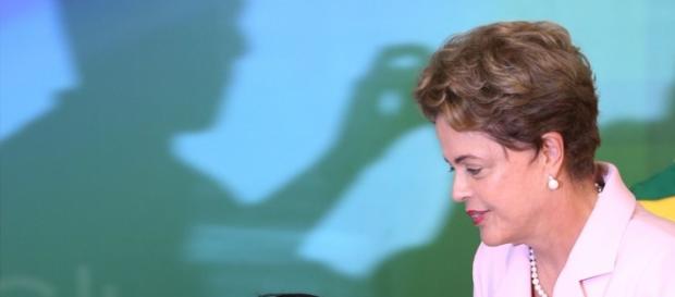 MEC perde 10% de orçamento na área da educação MEC perde 10% de orçamento na área da educação
