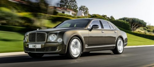 La nuova Bentley Mulsanne speed grigia