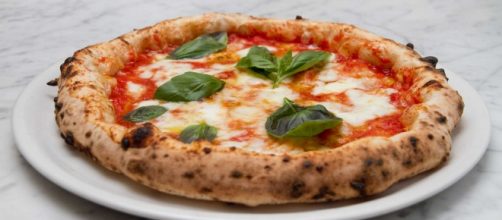 Multa da 3000 euro per consegnare una pizza