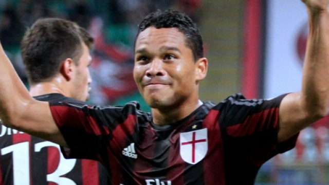 Carlos Bacca attaccante del Milan.
