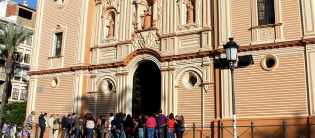 Recorrido por la catedral de la Merced.Foto:GARDEU Recorrido por la catedral de la Merced.Foto:GARDEU