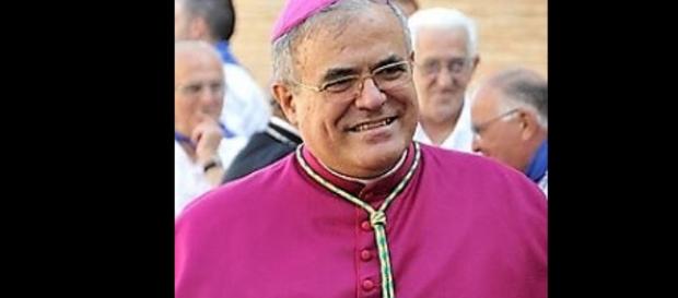 Demetrio Fernández no ayuda a que exista igualdad. Demetrio Fernández no ayuda a que exista igualdad.