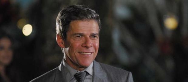 José Mayer viveu Cláudio em 'Império' José Mayer viveu Cláudio em 'Império'
