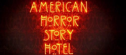 La cover di American Horror Story: Hotel