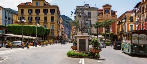 Sorrento, ritrovato antico stemma