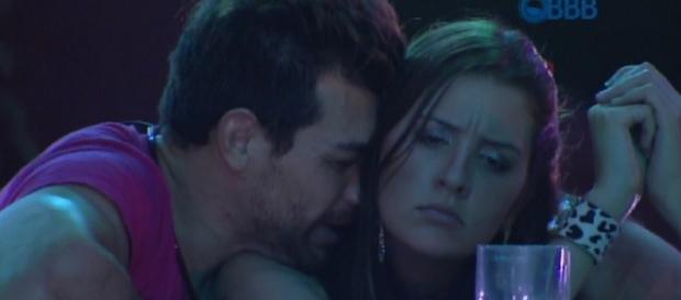 Cézar e Tamires - Foto/Reprodução: BBB Cézar e Tamires - Foto/Reprodução: BBB