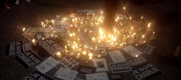 Charlie Hebdo, nada mudou um ano depois. Charlie Hebdo, nada mudou um ano depois.