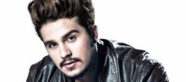 Luan continua no topo das paradas musicais Luan continua no topo das paradas musicais