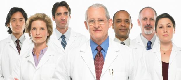 O curso de Medicina é muito procurado. O curso de Medicina é muito procurado.