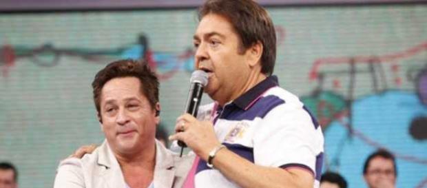 Faustão compra briga de Leonardo e se dá mal. Faustão compra briga de Leonardo e se dá mal.
