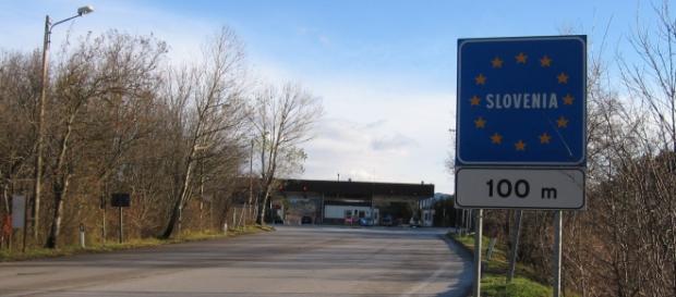 Il confine tra Slovenia ed Italia Il confine tra Slovenia ed Italia