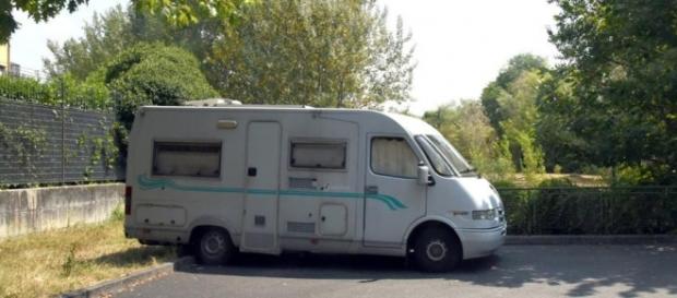 In tempi di crisi anche un camper diventa casa In tempi di crisi anche un camper diventa casa