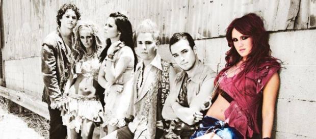 Uma lenda em grupo na nossa América Latina, RBD. Uma lenda em grupo na nossa América Latina, RBD.