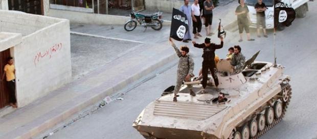 Activistas del ISIS continúan ejecutando personas Activistas del ISIS continúan ejecutando personas