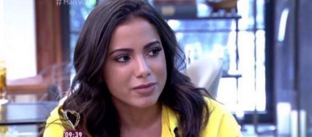 Anitta leva bronca - Foto/Reprodução: Globo Anitta leva bronca - Foto/Reprodução: Globo