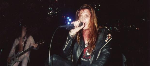 Bach quiere reinsertarse en Skid Row Bach quiere reinsertarse en Skid Row