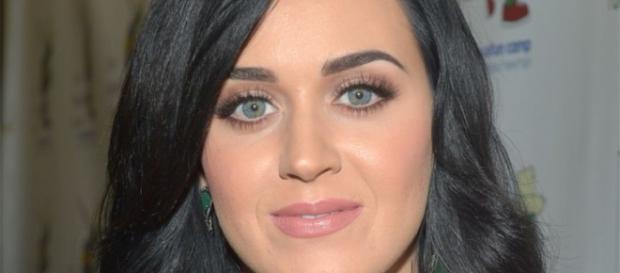 Katy Perry foi nomeada a rainha do Twitter Katy Perry foi nomeada a rainha do Twitter