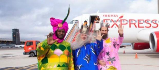 Los Reyes Magos recién llegados a Madrid. Los Reyes Magos recién llegados a Madrid.