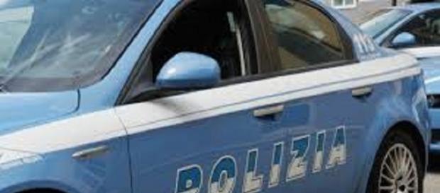 Si schianta contro il guardrail e perde la vita Si schianta contro il guardrail e perde la vita