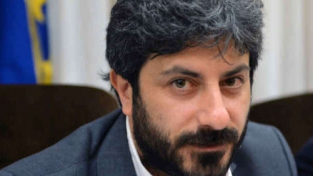 Roberto Fico, M5S: "Noi, parte lesa"