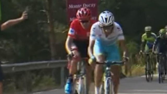 Tom Dumoulin con Aru alla Vuelta Espana