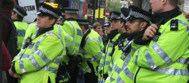 Grande spiegamento di forze di polizia a Liverpool Grande spiegamento di forze di polizia a Liverpool