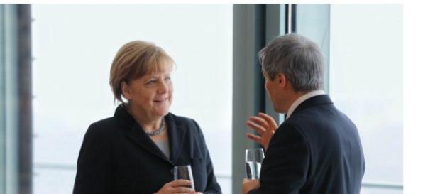 Întâlnirea dintre Dacian Cioloș și Angela Merkel Întâlnirea dintre Dacian Cioloș și Angela Merkel
