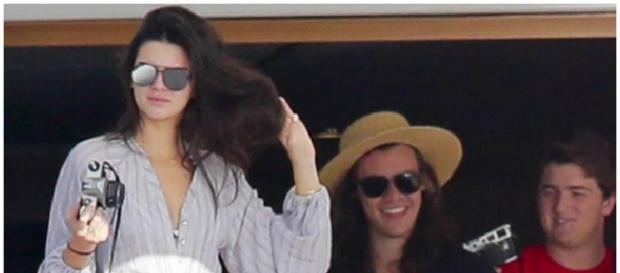 Kendall Jenner e Harry Styles em St. Barts Kendall Jenner e Harry Styles em St. Barts