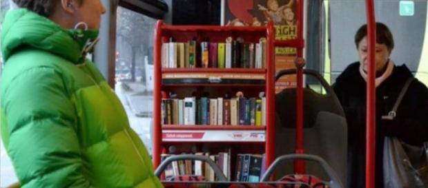 Busbook: libri a bordo degli autobus Busbook: libri a bordo degli autobus