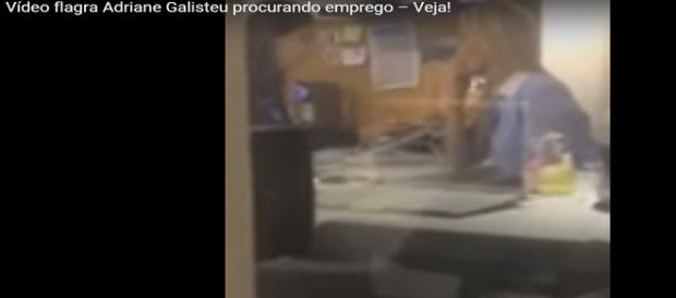 Vídeo mostra a celebridade em conversa Vídeo mostra a celebridade em conversa