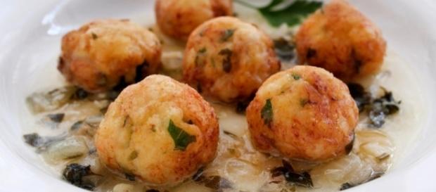 Albóndigas de pescado con curry y soja Albóndigas de pescado con curry y soja