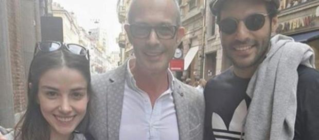 Ayaz e Oyku a Milano con un amico Ayaz e Oyku a Milano con un amico
