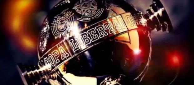 Troféu concedido ao campeão da Libertadores da América Troféu concedido ao campeão da Libertadores da América