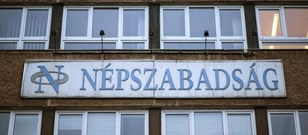 La sede di Népszabadság. Madiaworks: “Il giornale ha chiuso per migliorarsi ed adattarsi alle tendenze del mercato” La sede di Népszabadság. Madiaworks: “Il giornale ha chiuso per migliorarsi ed adattarsi alle tendenze del mercato”