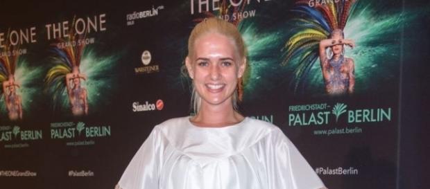 Model Sarah Knappik führt den "No Make Up Trend" fort Model Sarah Knappik führt den "No Make Up Trend" fort