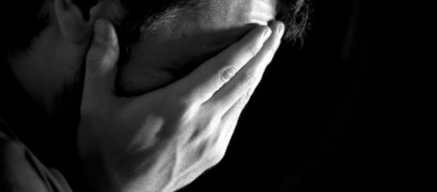 Si suicida in diretta su Facebook per una delusione d'amore Si suicida in diretta su Facebook per una delusione d'amore