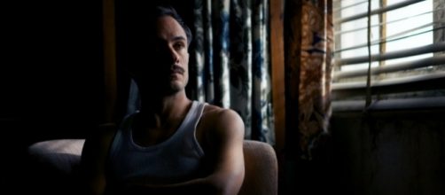 'Neruda' di Pablo Larraín nei cinema dal 13 ottobre. Gael García Bernal interpreta il massimo poeta cileno