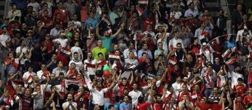 Tifosi siriani allo stadio di Doha per la sfida mondiale con il Qatar