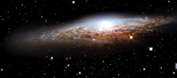 Der Größte Teil des Universums liegt im dunkeln. Übersicht - Alle "Hubble - Mission Universum" Videos auf ServusTV.com - servustv.com Der Größte Teil des Universums liegt im dunkeln. Übersicht - Alle "Hubble - Mission Universum" Videos auf ServusTV.com - servustv.com