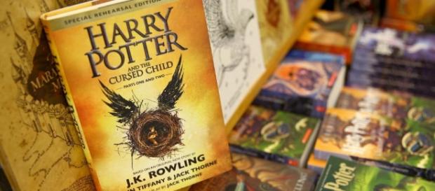 Même en anglais, "Harry Potter" domine les ventes de livres en France - francetvinfo.fr Même en anglais, "Harry Potter" domine les ventes de livres en France - francetvinfo.fr