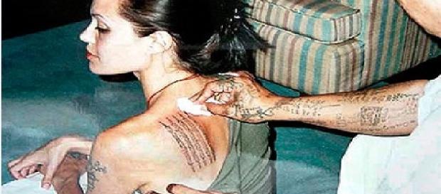 Segundo a revista OK, a atriz quer esquecer que o ator existe Segundo a revista OK, a atriz quer esquecer que o ator existe