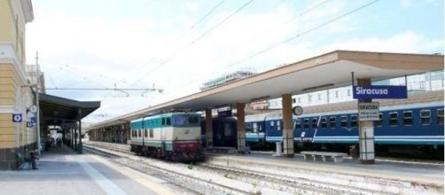 La stazione ferroviaria di Siracusa.