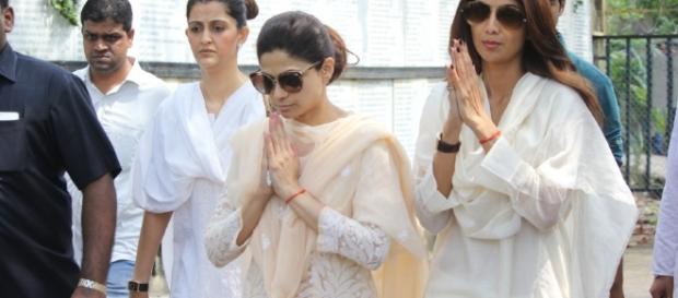 Akshay Kumar, Abhishek Bachchan, Salim Khan attend Shilpa Shetty's ... - ibtimes.co.in Akshay Kumar, Abhishek Bachchan, Salim Khan attend Shilpa Shetty's ... - ibtimes.co.in