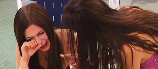 Asia Nuccetelli attaccata al Grande Fratello Vip: parla il padre - vocedinapoli.it Asia Nuccetelli attaccata al Grande Fratello Vip: parla il padre - vocedinapoli.it