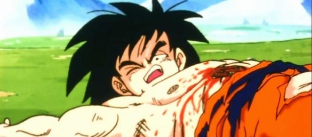 Goku muere en la batalla contra Raditz Goku muere en la batalla contra Raditz