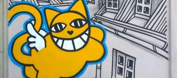 Le sourire gigantesque de Monsieur Chat sévit en France. Le sourire gigantesque de Monsieur Chat sévit en France.