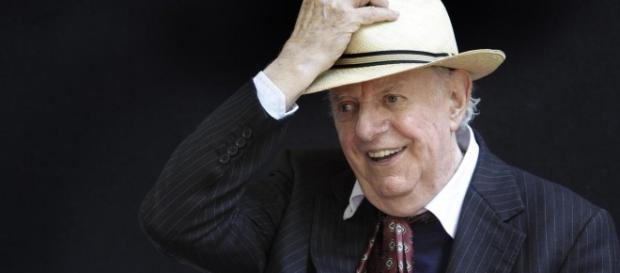 Dario Fo è scomparso oggi, 13 ottobre, all'età di 90 anni Dario Fo è scomparso oggi, 13 ottobre, all'età di 90 anni