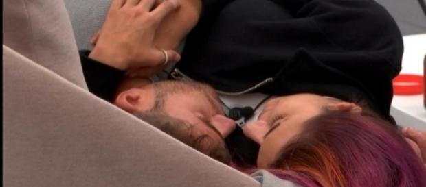 GH17: ¡Bea y Rodrigo, noche de amor en el Apartamento! GH17: ¡Bea y Rodrigo, noche de amor en el Apartamento!
