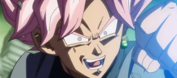 Imagen de Black sonriendo al ver el gran poder de Goku Imagen de Black sonriendo al ver el gran poder de Goku